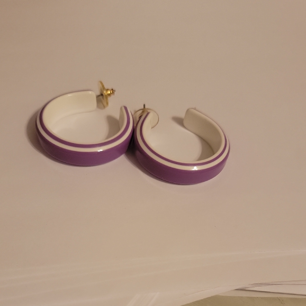 Chic Purple and White Hoop Earrings